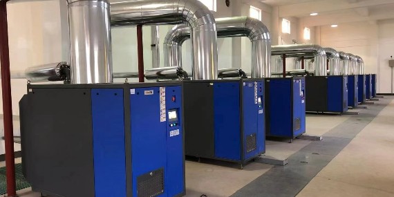 每周葉輪維護(hù)，確?？諝鈶腋」娘L(fēng)機(jī)穩(wěn)定高效輸出